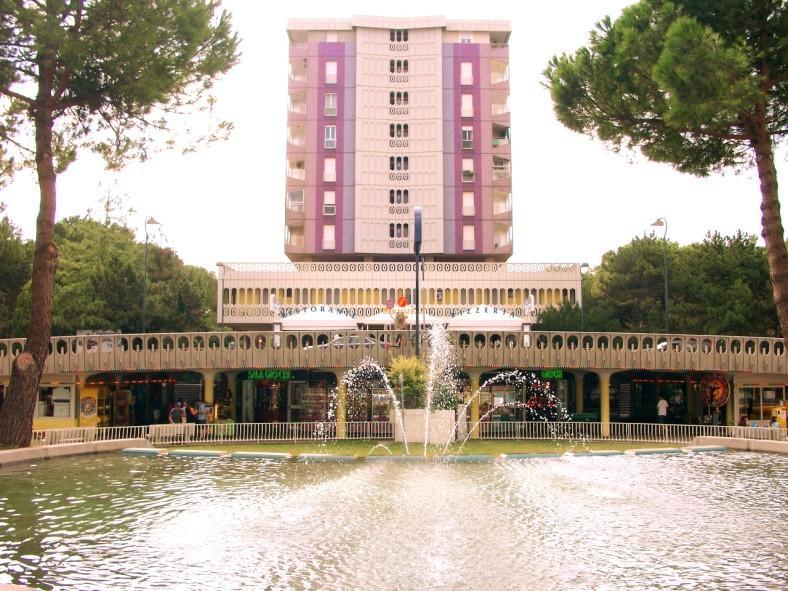 Hotel Regina Lignano Sabbiadoro Exterior photo